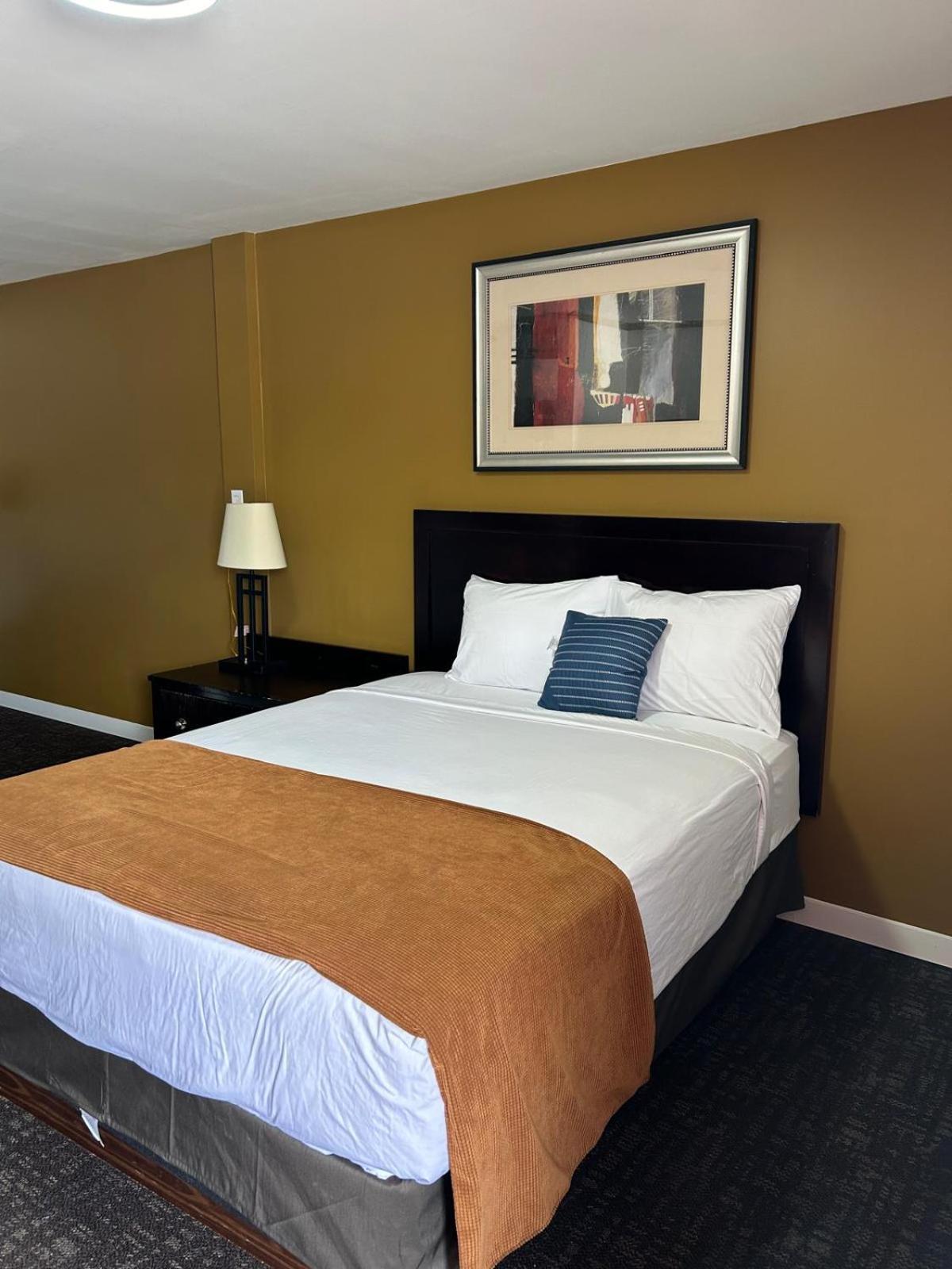 Northern 3* Sault Ste. Marie